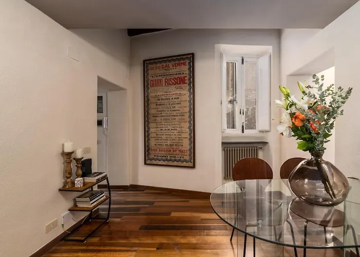 아파트 Lungaretta Trastevere Penthouse Mimi & Coco *