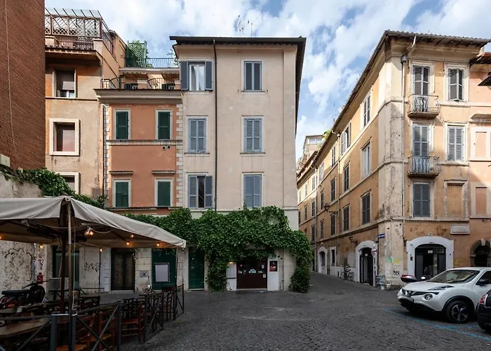 아파트 Lungaretta Trastevere Penthouse Mimi & Coco *